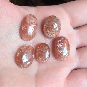 Elegant Sunstone Cabochon Set